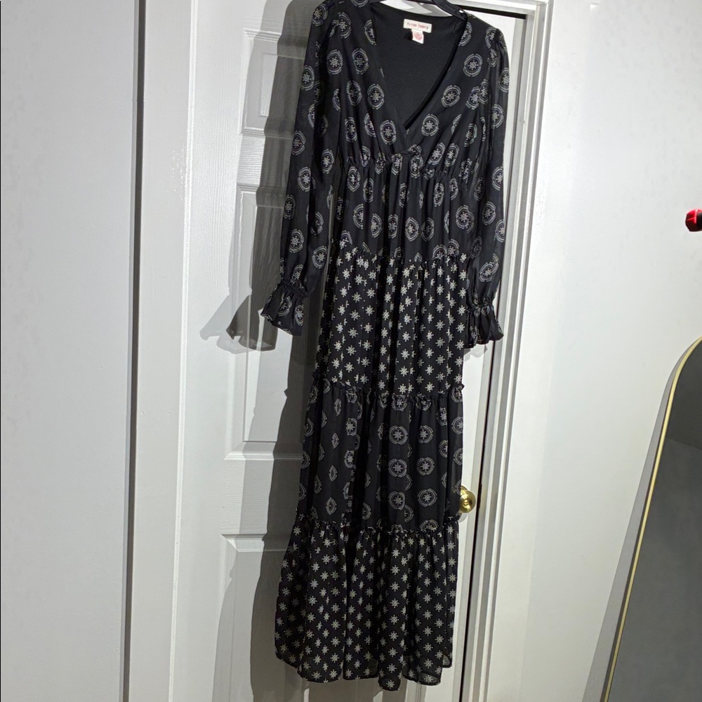 Flying Tomato Black and White Patterned Long Sleeve Dress